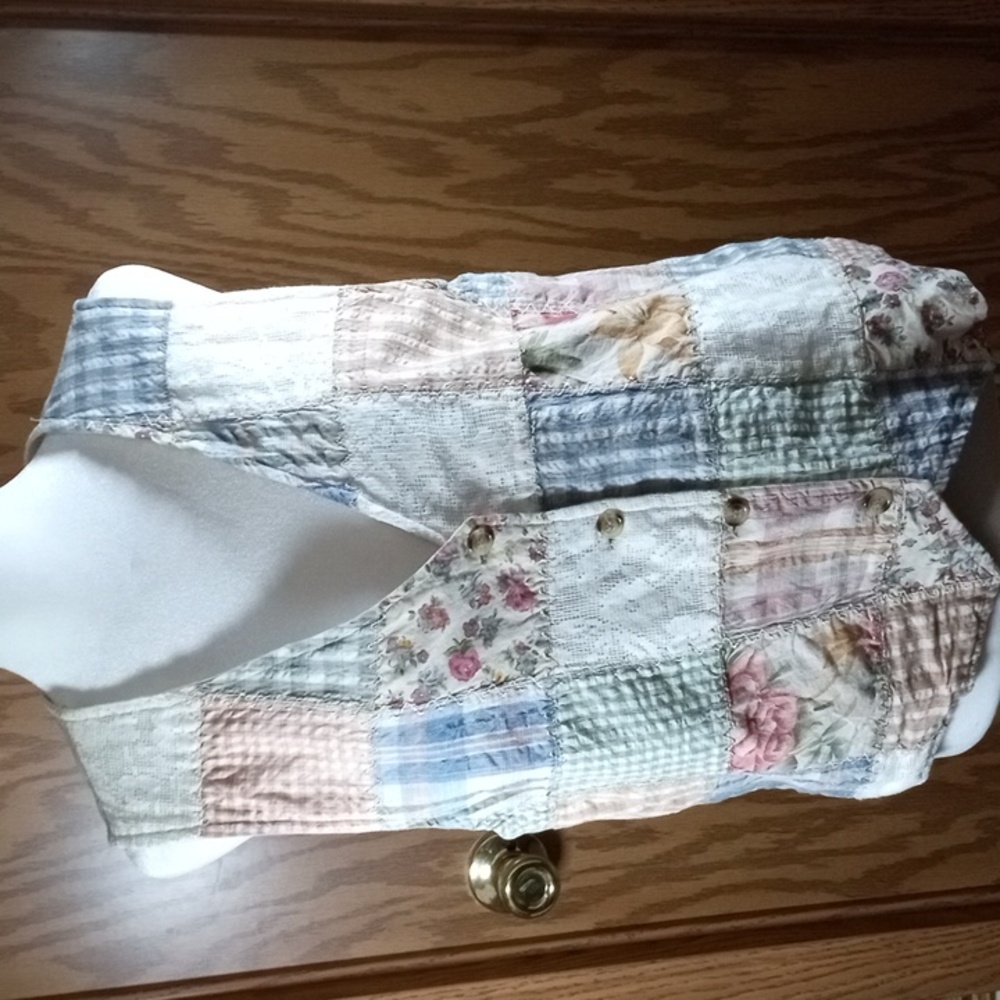 Casey & Max Cotton Patchwork Vest. Vintage - image 5